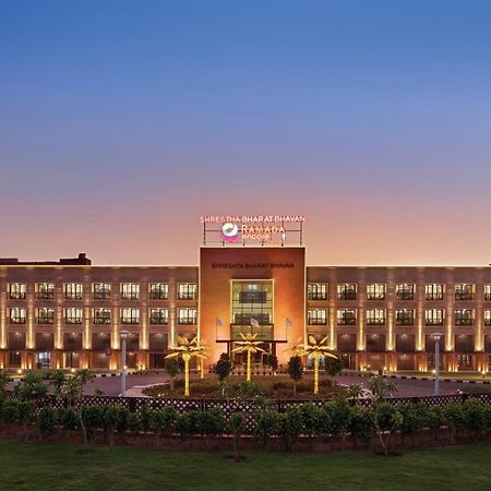 Ramada Encore By Wyndham Statue Of Unity Kevadia Экстерьер фото