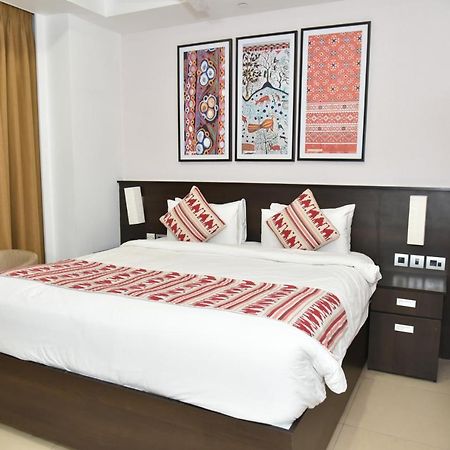 Ramada Encore By Wyndham Statue Of Unity Kevadia Экстерьер фото