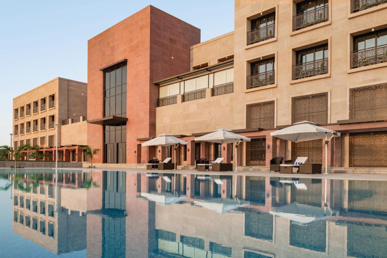 Ramada Encore By Wyndham Statue Of Unity Kevadia Экстерьер фото