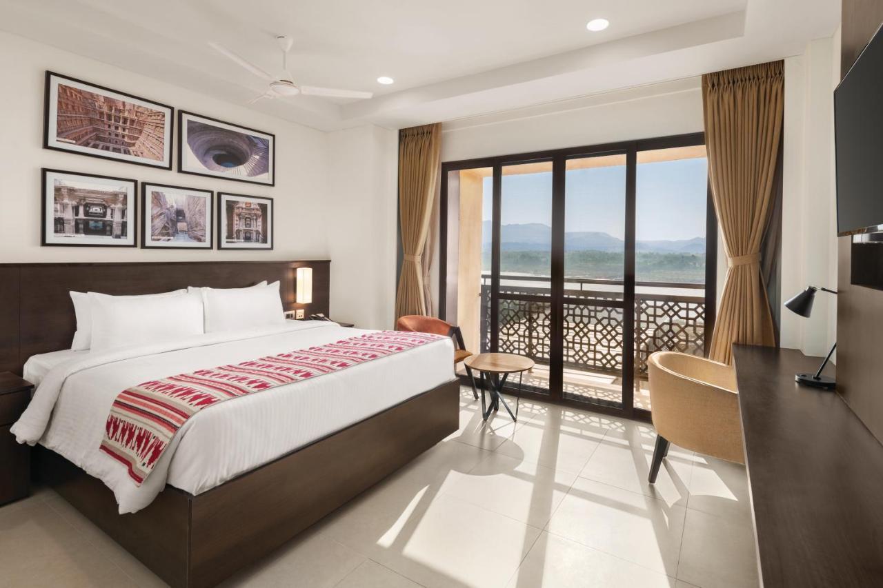 Ramada Encore By Wyndham Statue Of Unity Kevadia Экстерьер фото